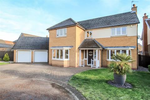 4 bedroom detached house for sale, Bloomesley Close, Newton Aycliffe