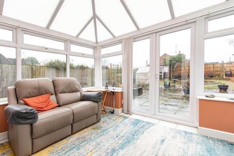 17a Crow Park Drive, Burton Joyce, Nottingham, NG14 5AS