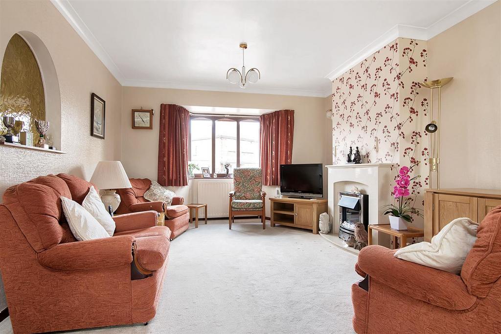 Kelvin Road, Leamington Spa 3 bed semidetached house £375,000