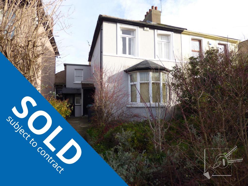 Dover Road, Northfleet, Gravesend 3 bed house £350,000