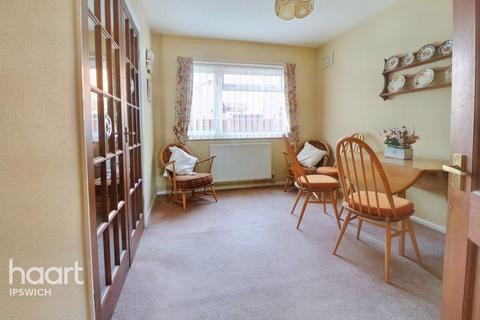 65 Aster Road, Ipswich, IP2 0NP