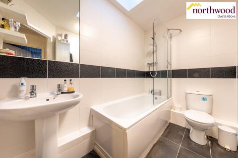 11 Baxter Road, Watford, WD24 5BW