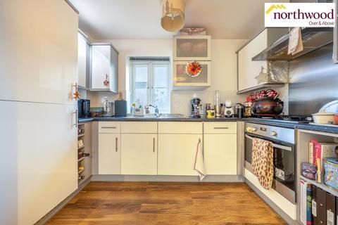 11 Baxter Road, Watford, WD24 5BW