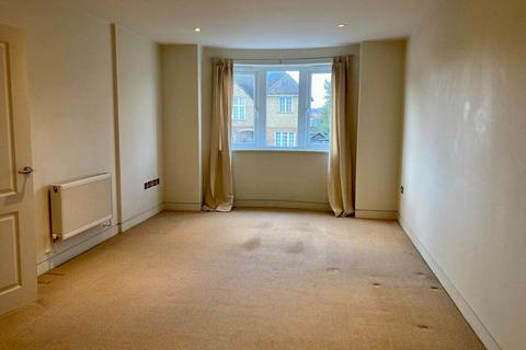 1 bedroom apartment to rent, Ladbroke Road, Redhill