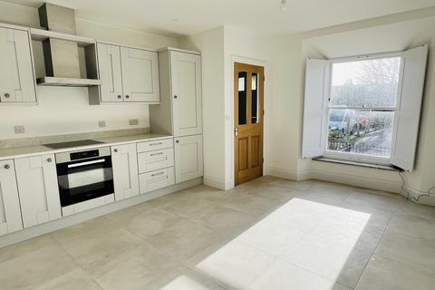 4 bedroom terraced house for sale, North Parade, Penzance, TR18 4SH