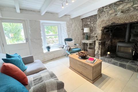2 bedroom end of terrace house for sale, Trungle, Paul, Penzance, TR19 6UF