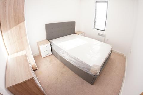 3 bedroom flat to rent, The Gallery, 14 Plaza Boulevard, Liverpool, Merseyside, L8 5RX, UK