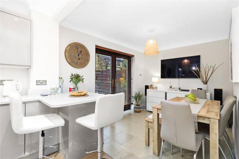 38 Bay Tree Close, Heathfield, TN21 8YG