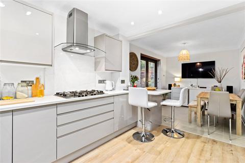 38 Bay Tree Close, Heathfield, TN21 8YG