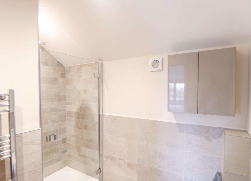 En Suite Shower Room