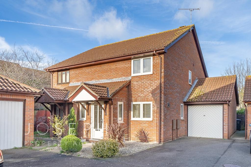 Broke Hall Gardens, Ipswich, IP3 3 bed semidetached house £285,000