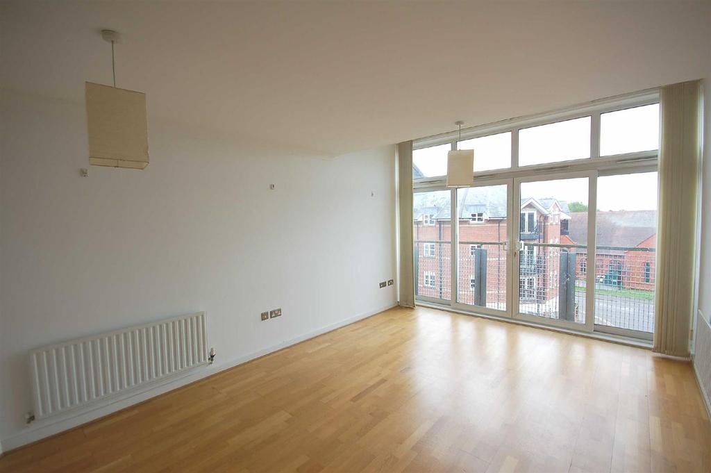 Shapley Court, School Lane, Didsbury 2 bed flat £1,150 pcm (£265 pw)