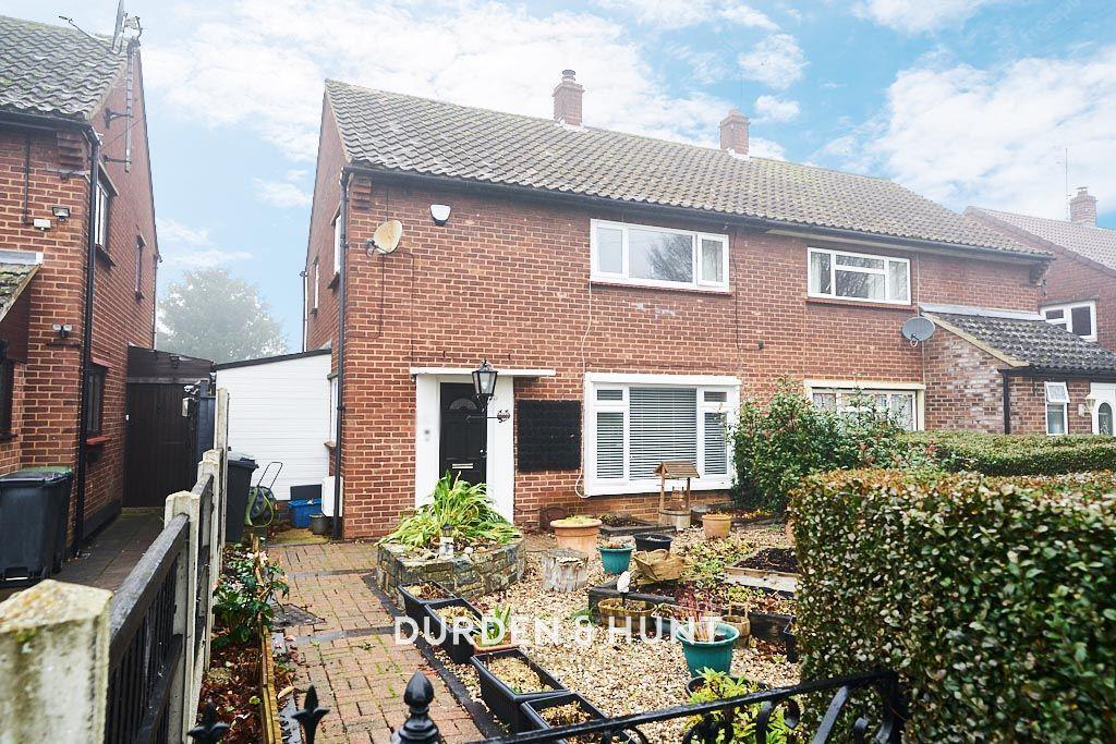 St Peters Avenue, Ongar, CM5 3 bed semidetached house for sale £400,000