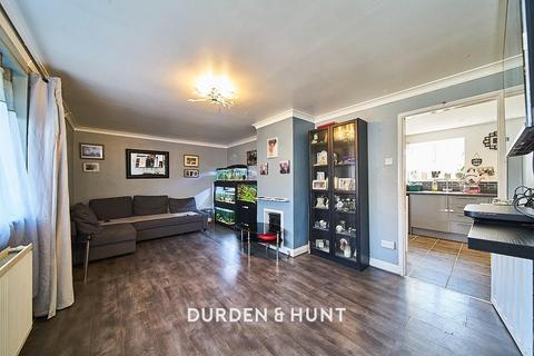 14 Acres Avenue, Ongar, CM5 0BH