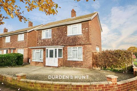 22 Green Walk, Ongar, CM5 9HR