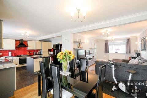 51 Church Road, Bulphan, Upminster, RM14 3RT