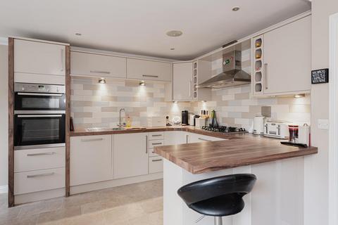 54 Horton Crescent, Epsom, KT19 8AA