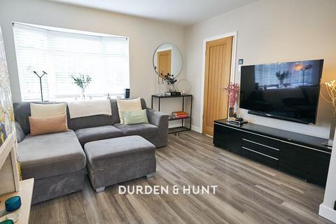 14 Barncroft Close, Loughton, IG10 3EU