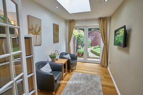 55 Hornbeam Road, Theydon Bois, Epping, CM16 7JU