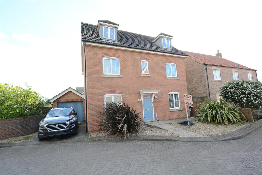 Cherrytree Drive, Wistow, Selby 6 bed detached house £379,950