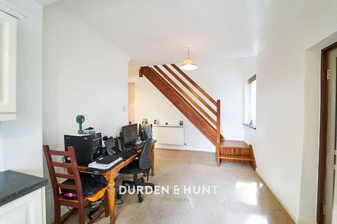 undefined, Stag Lane, Buckhurst Hill, IG9