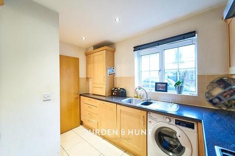34 Retreat Way, Chigwell, IG7 6EL