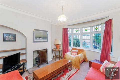 24 Fairlight Avenue, London, E4 6PA