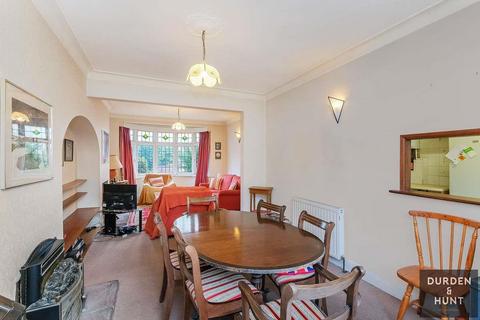 24 Fairlight Avenue, London, E4 6PA