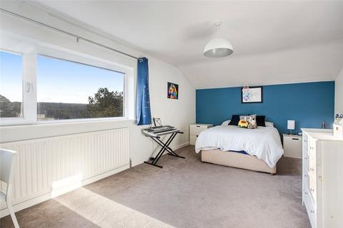5 Longfield Drive, Salcombe, TQ8 8NT
