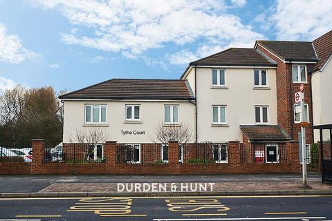1 bedroom retirement property for sale - Tythe Court, Romford, RM7