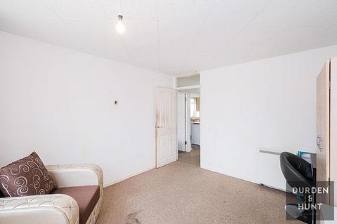 211 Ibscott Close, Dagenham, RM10 9YY