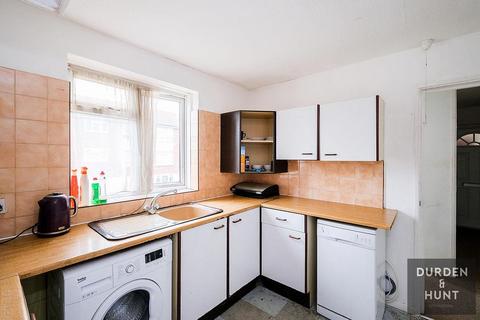 211 Ibscott Close, Dagenham, RM10 9YY
