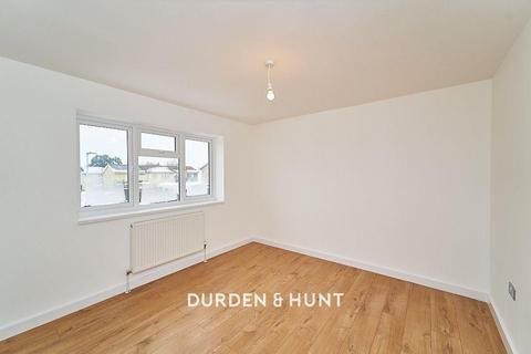 1a Beech Gardens, Dagenham, RM10 9TS