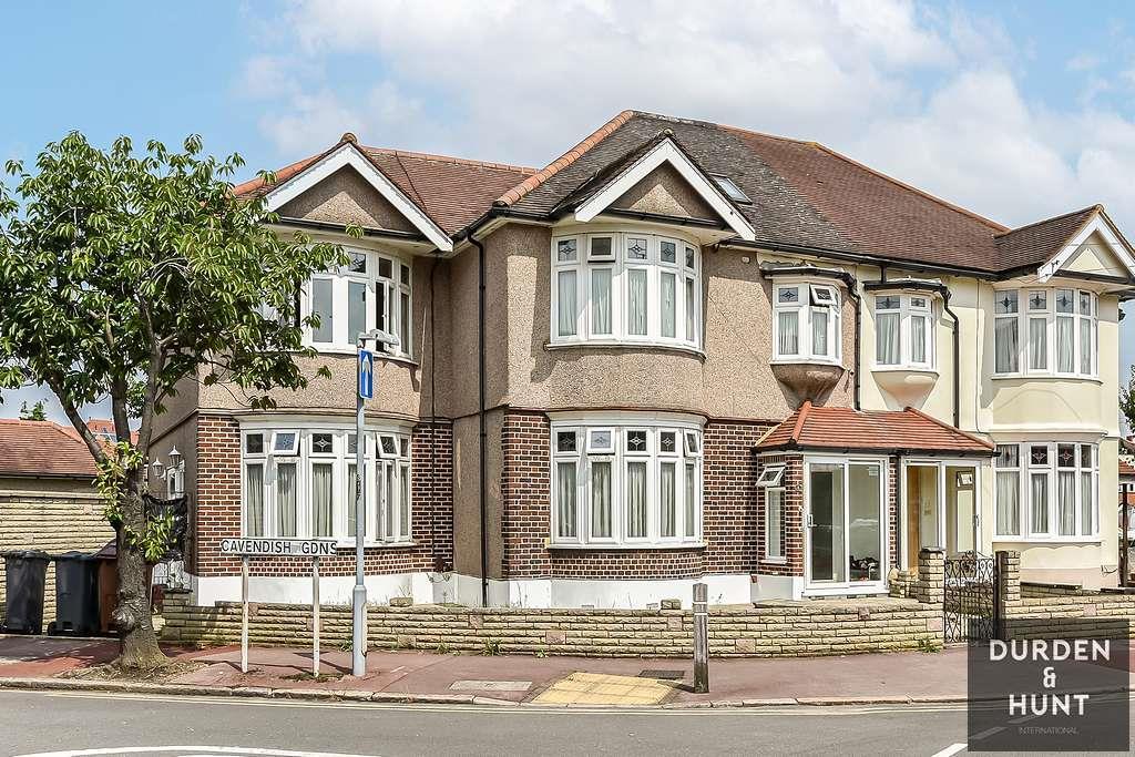 Cavendish Gardens, Barking, IG11 5 bed semidetached house £875,000