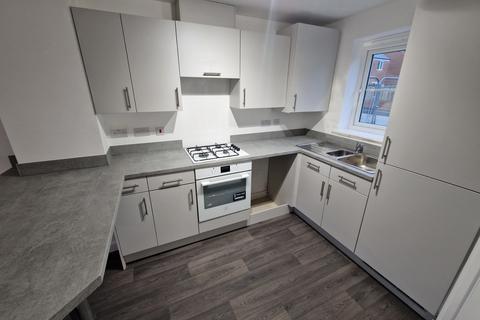 2 bedroom end of terrace house to rent, Averill Grove, Leeds, Yorkshire, LS25