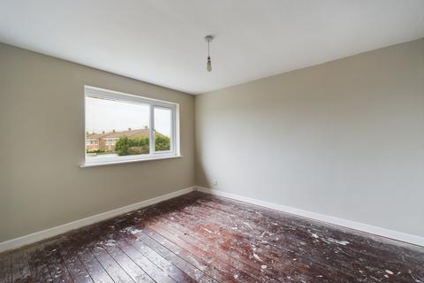 3 bedroom terraced house to rent, 5 Dovecote, Yate, Bristol