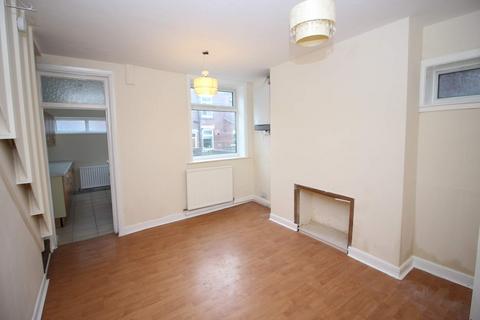 2 bedroom terraced house to rent, Leyton Street, Syke, Rochdale