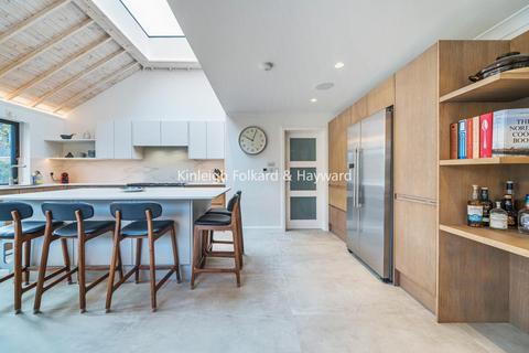 11 Toynbec Close, Chislehurst, BR7 6TH