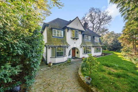Firgarth Yester Park, Chislehurst, BR7 5DG