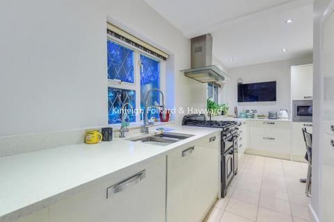 Firgarth Yester Park, Chislehurst, BR7 5DG