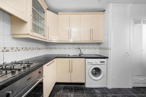 2 bedroom apartment to rent, Comber Grove, Camberwell, SE5