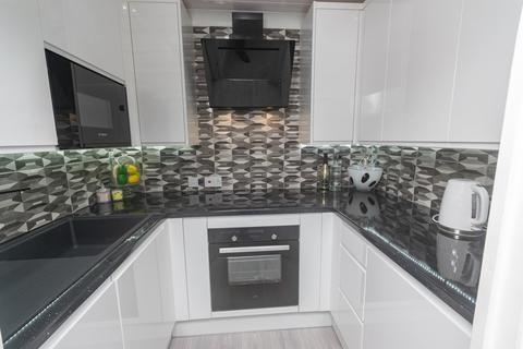 1 bedroom apartment for sale - Kings Road, Lytham St Annes, FY8
