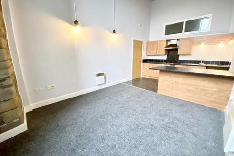 2 bedroom apartment to rent, Savile Street Milnsbridge