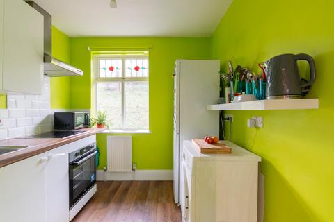 Flat 2, 216 Bedminster Road, Bristol, BS3 5NQ