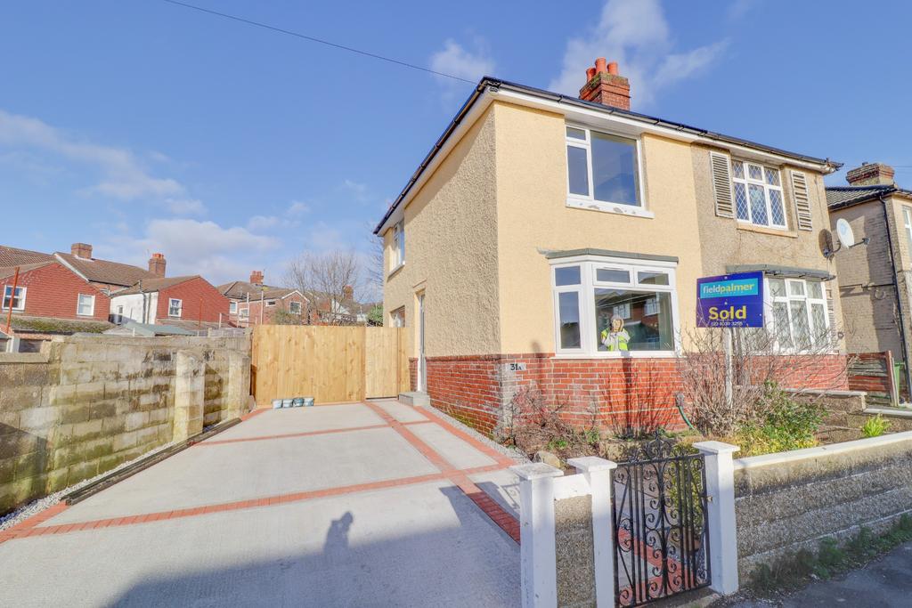Swift Road, Woolston 2 bed semidetached house £280,000