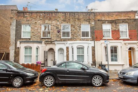 4 bedroom terraced house to rent, Fairfoot Road, Bow, E3