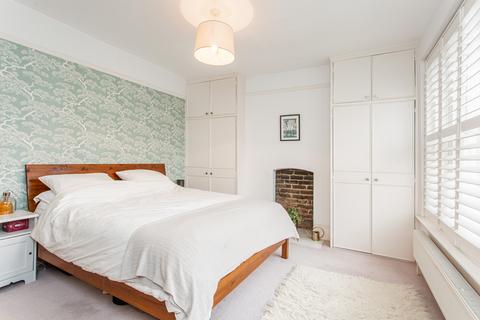 12 Lyal Road, London, E3 5QG