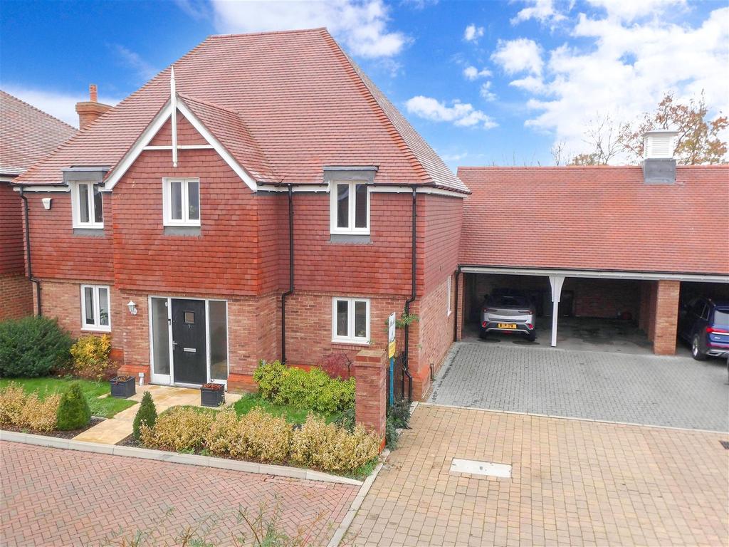 Artisan Road, Headcorn, Ashford, Kent 4 bed detached house for sale £