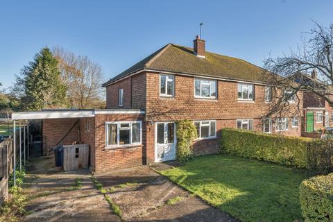 17 Cheyne Walk, Chesham, HP5 1AY