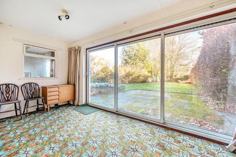 17 Cheyne Walk, Chesham, HP5 1AY